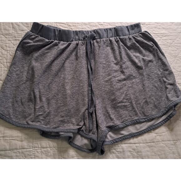 Women's PJ Essentials Gray Shorts Size Large - Picture 2 of 6